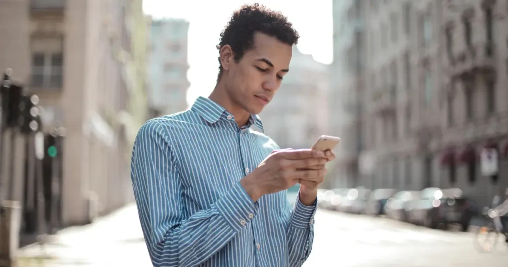 What kills long-distance relationships