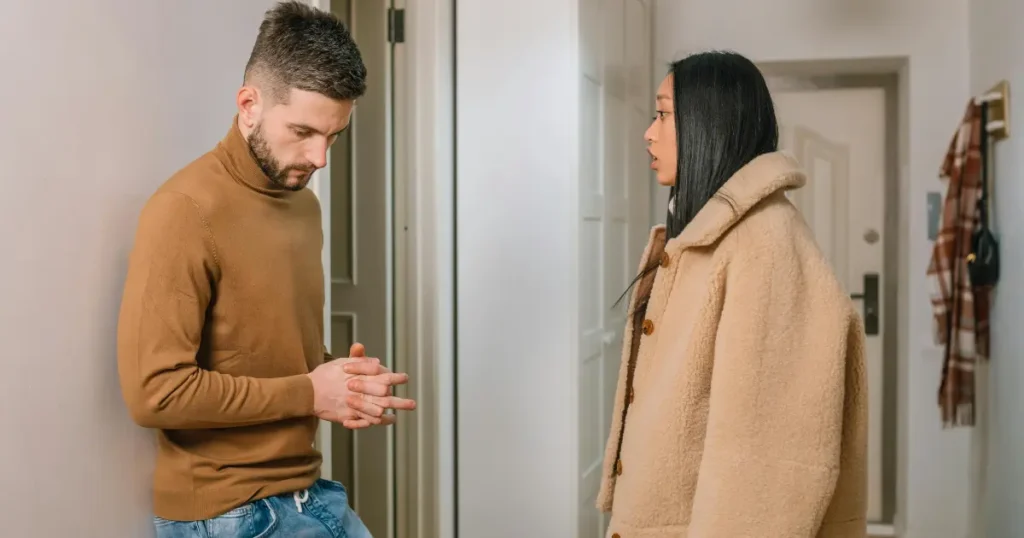 the difference between apologizing and asking for forgiveness